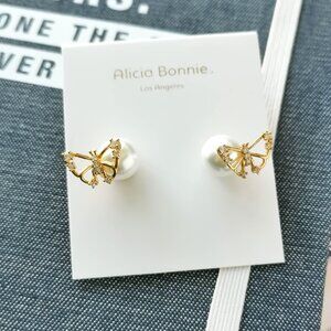 New Gold Alicia Bonnie Flutter pearl Earrings